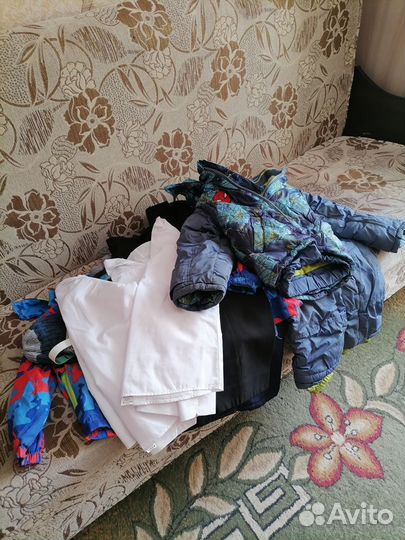 Отдам бесплатно детские вещи