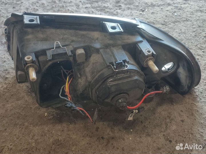 Фары на audi А 4