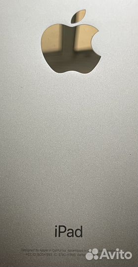 Планшет iPad 6 a1893 / 32gb с чехлом и зарядкой