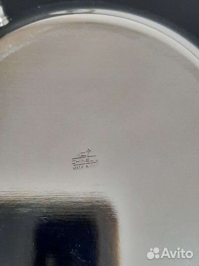 Сахарница и молочник