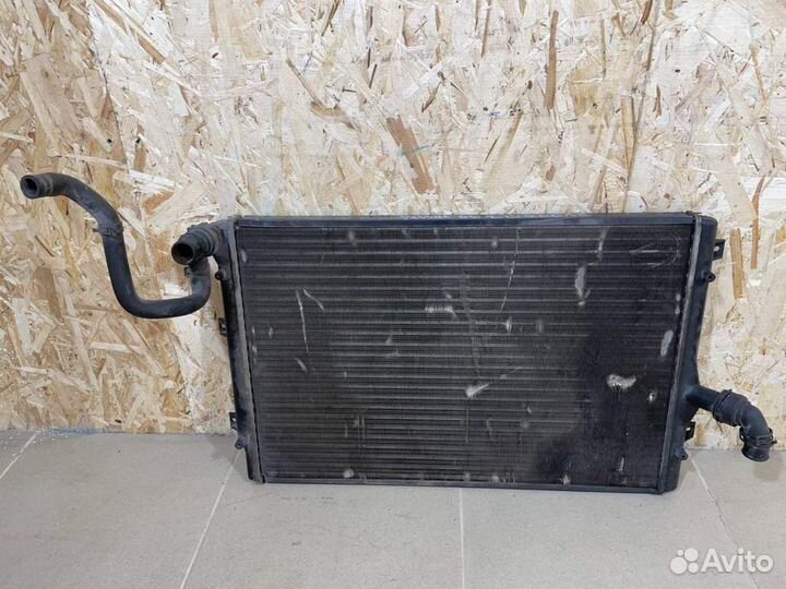 Радиатор основной Volkswagen Passat B6 2005-2010 1