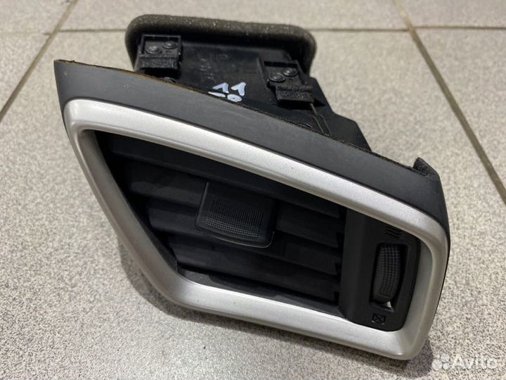 Воздуховод передний правый Nissan X-Trail