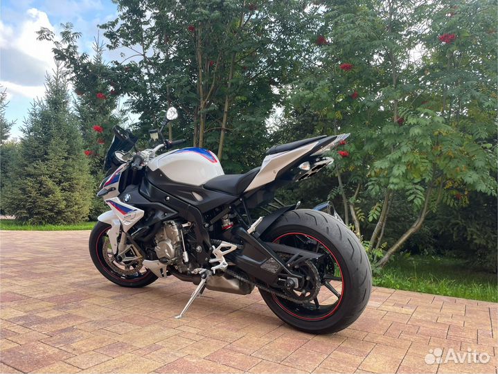 BMW S1000R