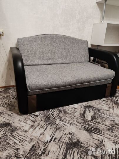 Диван прямой раскладной