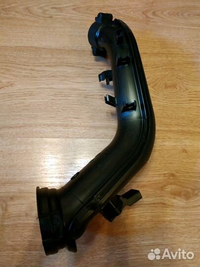 Патрубок интеркулера Тигуан