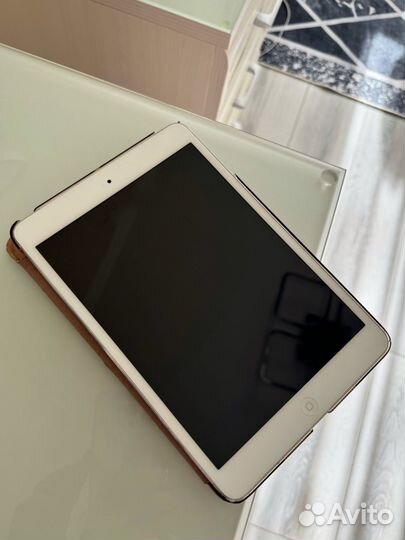 iPad mini Wi-Fi Cellular