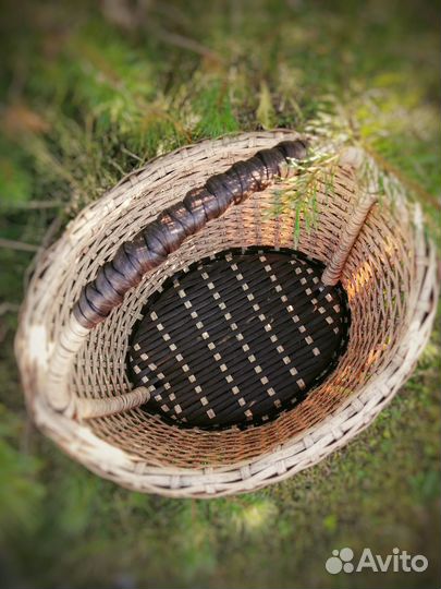 Корзина плетёная большая из эко-ротанга