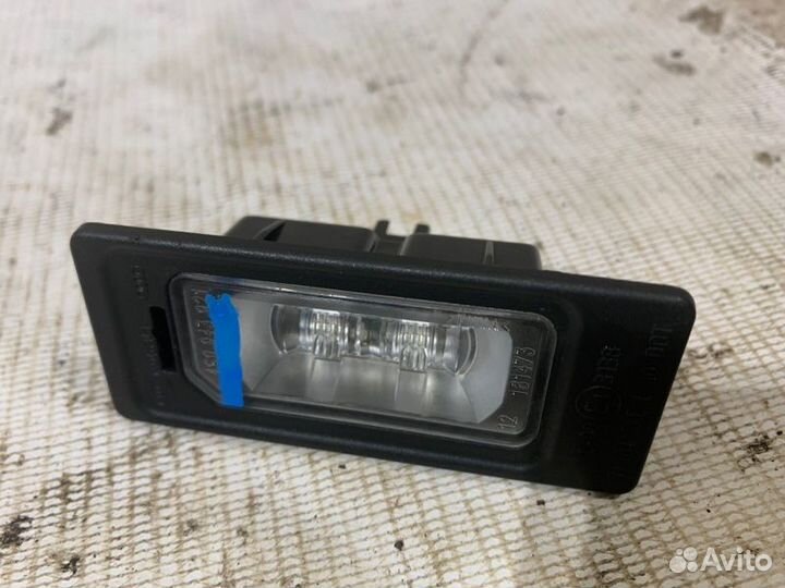 Фонарь подсветки номера Audi A4 B8 2007-2015