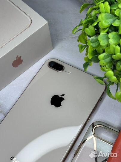 iPhone 8 Plus, 64 ГБ