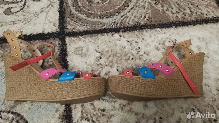 Босоножки женские 38 размер