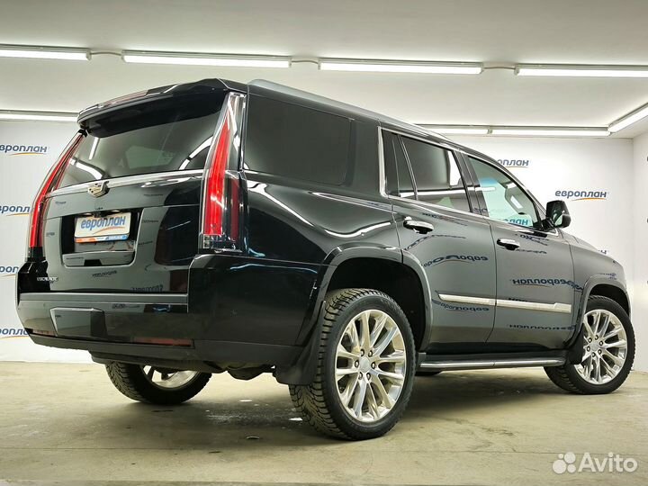 Cadillac Escalade 6.2 AT, 2019, 111 843 км