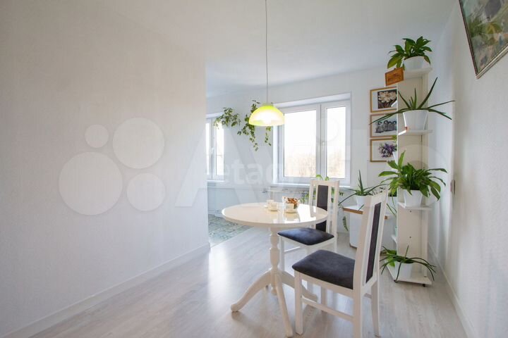 3-к. квартира, 60 м², 5/5 эт.