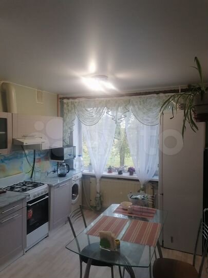 4-к. квартира, 73,8 м², 2/5 эт.