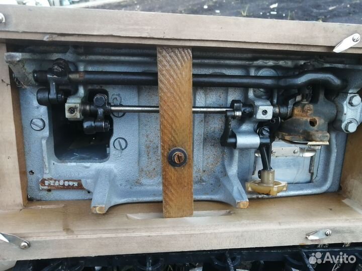 Швейная машина Чайка 3