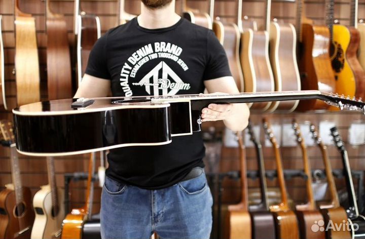 Гитара акустика