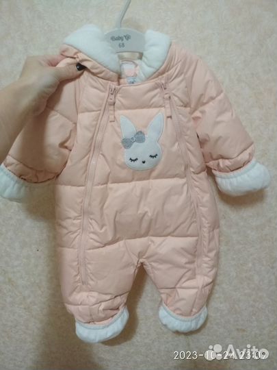 Зимний комбинезон для девочки