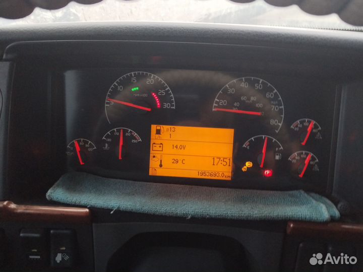 Volvo VNL 670, 2003