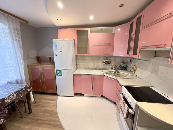 1-к. квартира, 38 м², 3/9 эт.