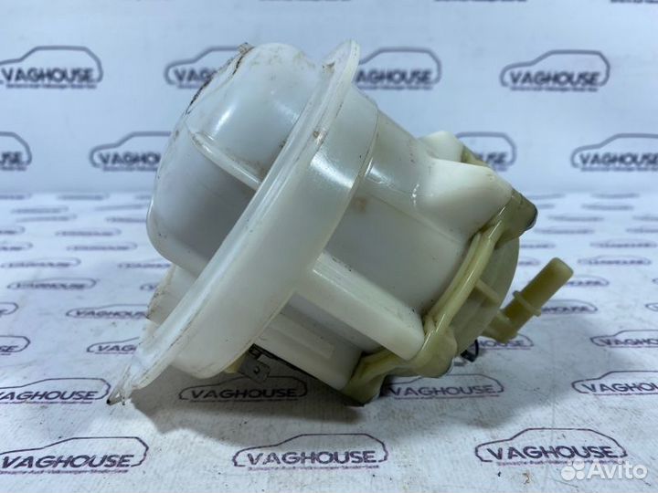 Корпус топливного фильтра Audi Q7 4.2 BAR 2006