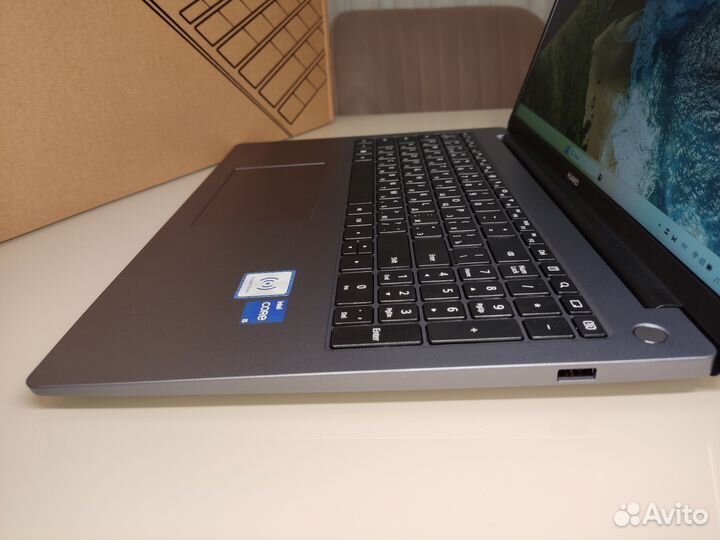 Новый Huawei MateBook D16 (i5/16Гб/512Гб/win11)