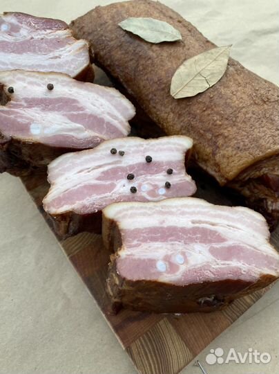 Копченая грудинка, рёбра мясные, карбонат