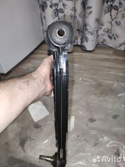 Рычаг передний нижний левый Opel Astra F