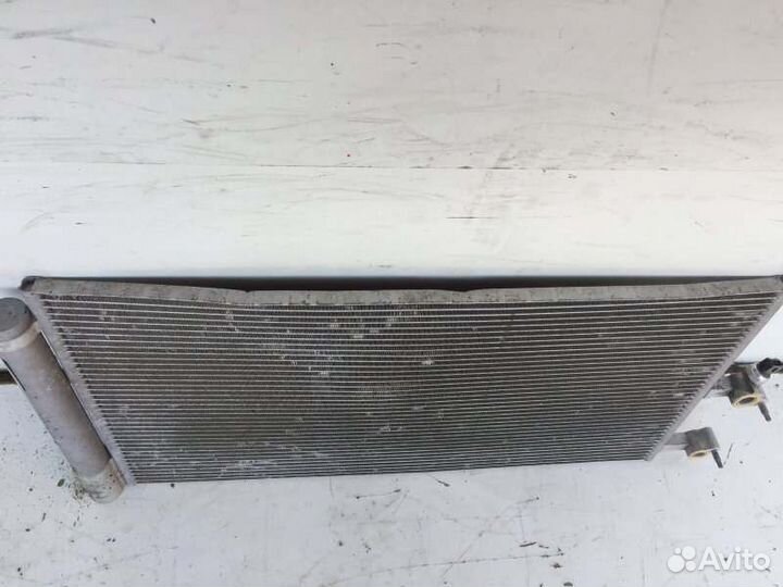 Радиатор кондиционера передний Volvo Xc90 2