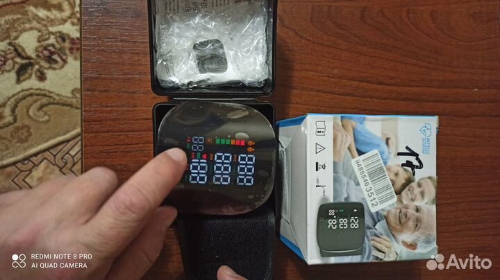 Тонометр на запястье новый