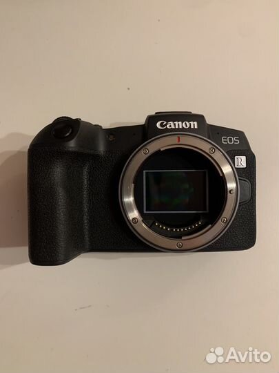 Беззеркальный фoтoaппapат Canon eоs RP + объектив