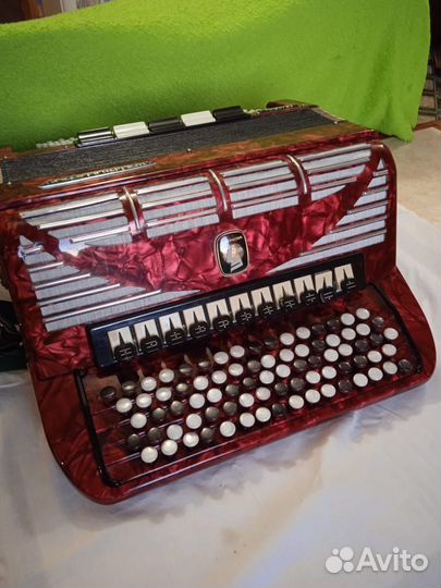 Баян гармонь аккордеон Германия weltmeister