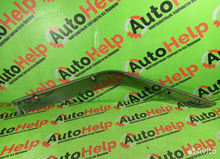 Ветровик suzuki KEI ZC11S передний левый