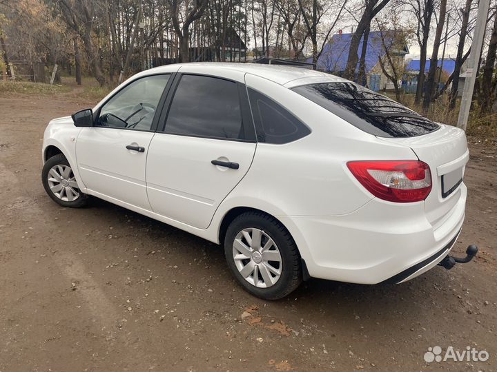 LADA Granta 1.6 МТ, 2019, 107 000 км