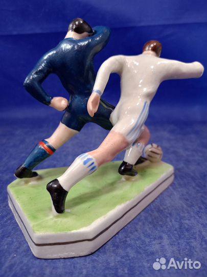 Фарфоровая статуэтка Футболисты цска команда лейте