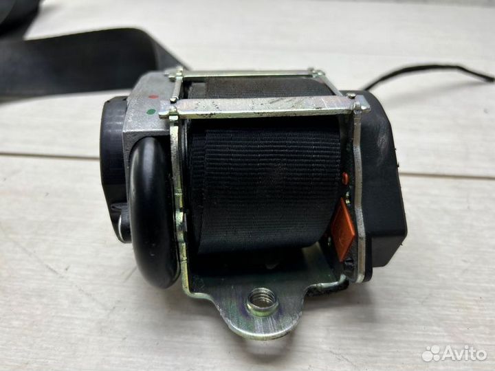 Ремень безопасности передний правый Ford Transit 8