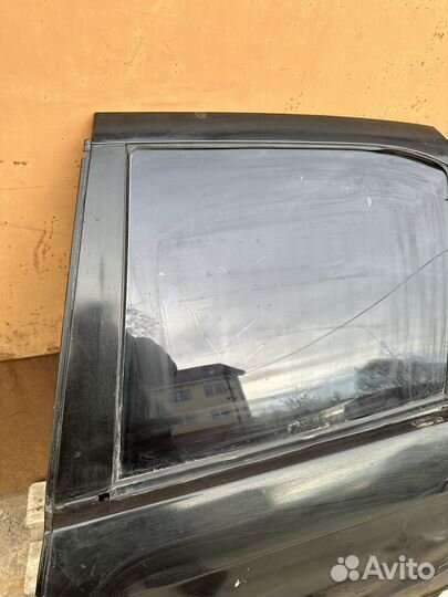 Задняя левая правая дверь bmw e36 бмв е36