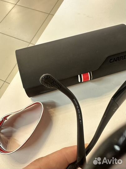 Очки женские солнцезащитные Carrera