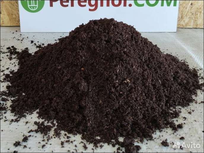 Перегной 30%, низинный торф 30%, плодородная почва