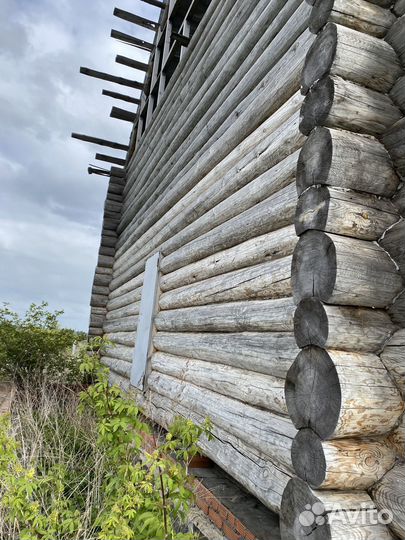 Сруб дома из бревна бу