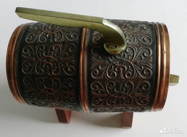 Бочонок для вина. СССР. Дерево, медная чеканка