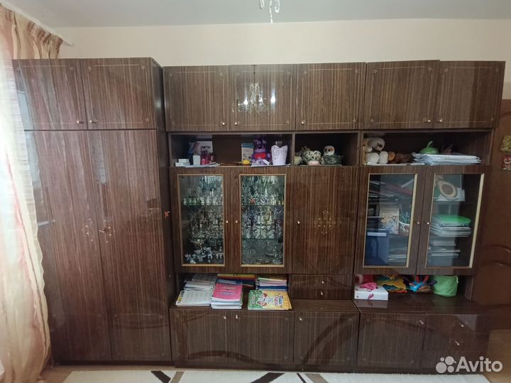 Стенка в гостиную бу