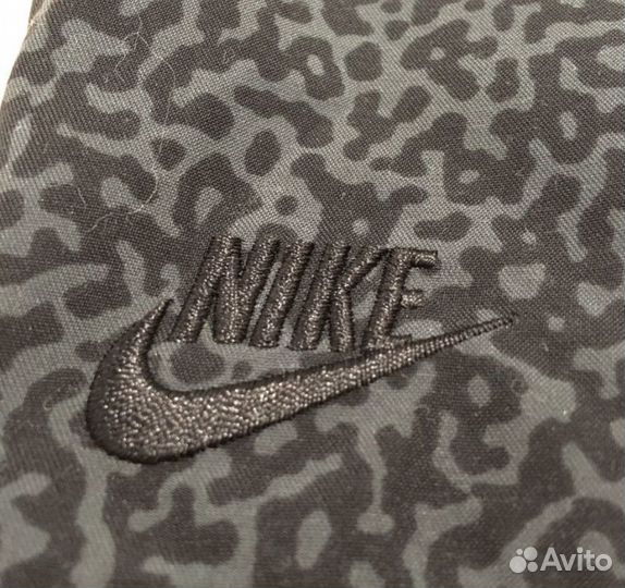Шорты Nike