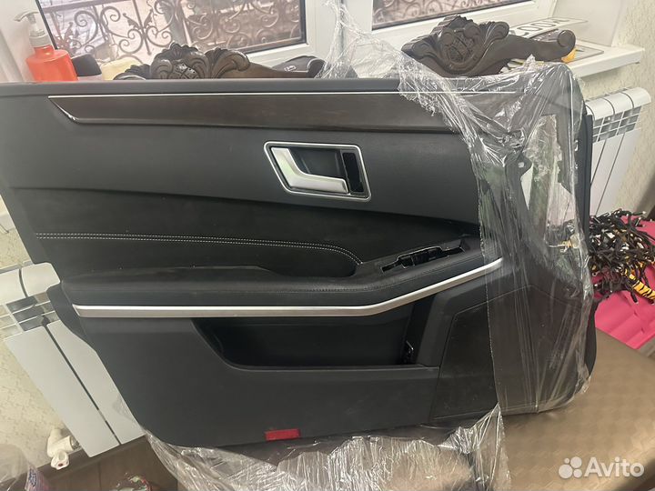 Обшивки дверей Mercedes w212