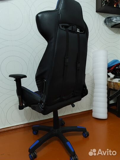 Компьютерное кресло