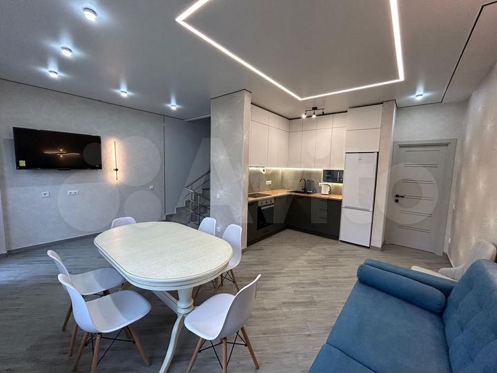 Таунхаус 160 м² на участке 1,4 сот.