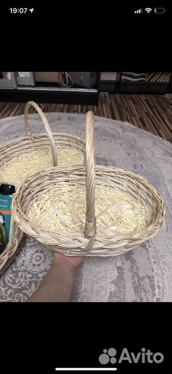 Корзина плетеная для подарков