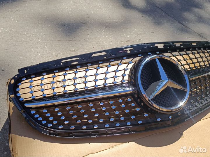 Решетка радиатор Mercedes 212 рестайлинг A21288508