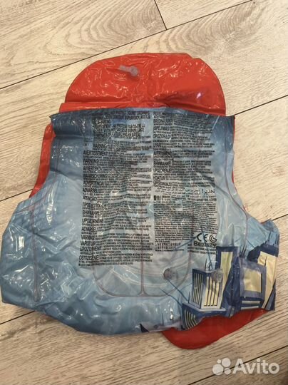 Жилет для плавания детский