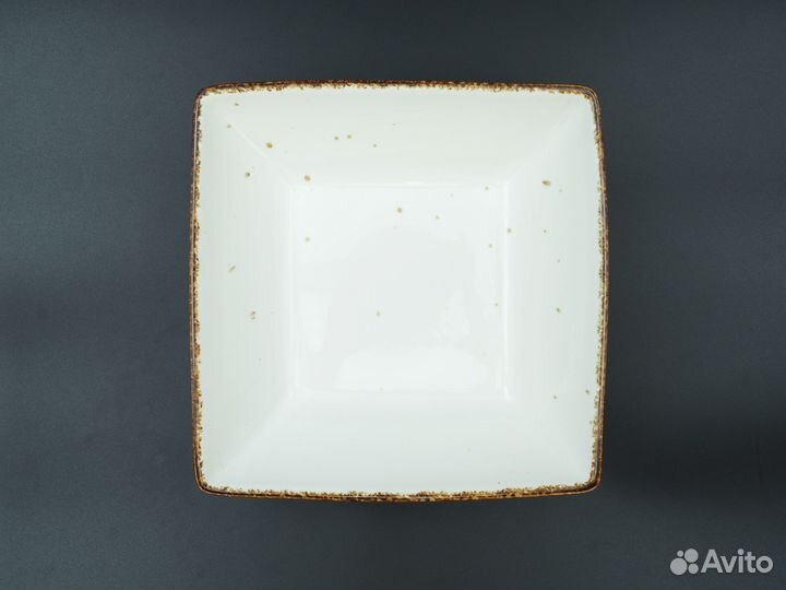 Тарелка десертная Bronco 