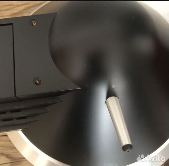 Bang olufsen BeoPlay A8 Silver