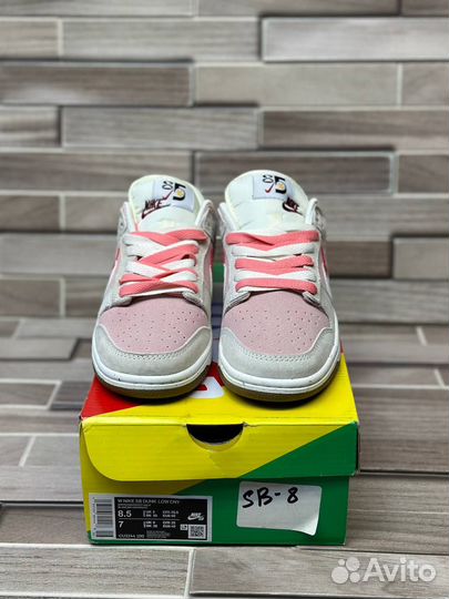 Кроссовки Nike SB Dunk Low